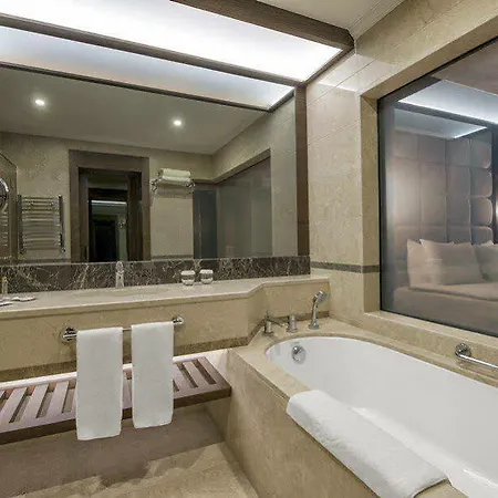 Akrones Thermal Convention Sport 5*